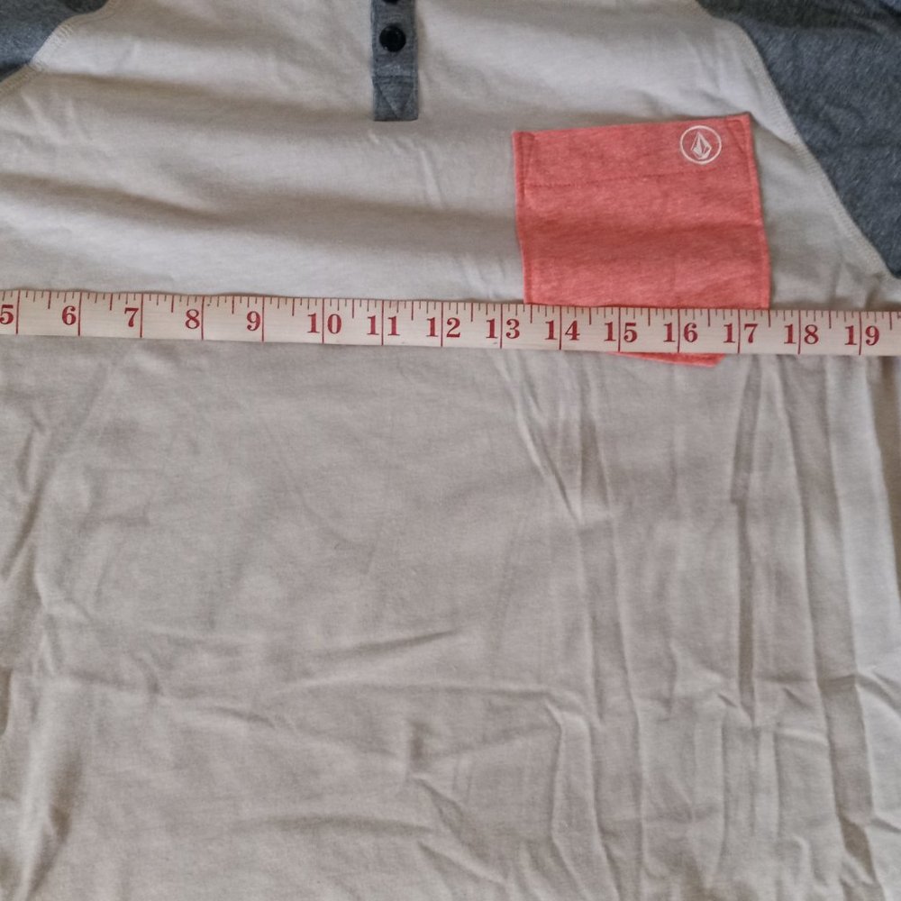 Lightweight hoodie. - Picture 6 of 7